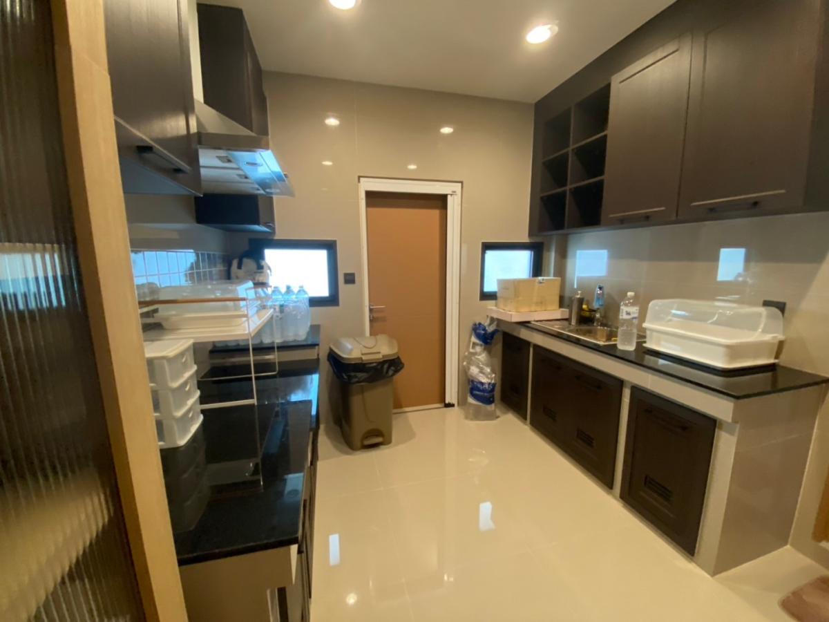 For RentHousePattanakan, Srinakarin : 🔥For urgent rent+🔥Setthasiri Pattanakarn located next to Pattanakarn Road, near ARL Hua Mak, fully furnished, ready to move in