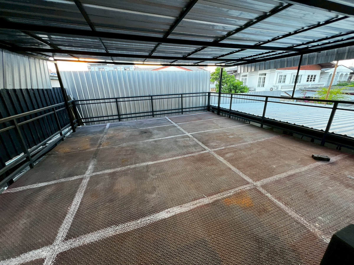 For RentHouseNonthaburi, Bang Yai, Bangbuathong : 5bedroom house, 91 sq.wa., near the BTS and Nonthaburi Government Center. Suitable for company registration.