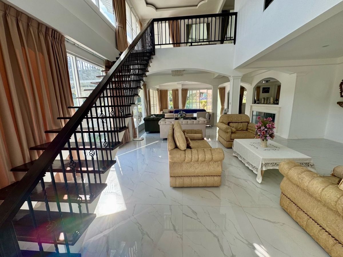 For SaleHousePak Chong KhaoYai : Khao Yai Villa, Phu Phatra, Khao Yai, the 7th Ozone weather in the world