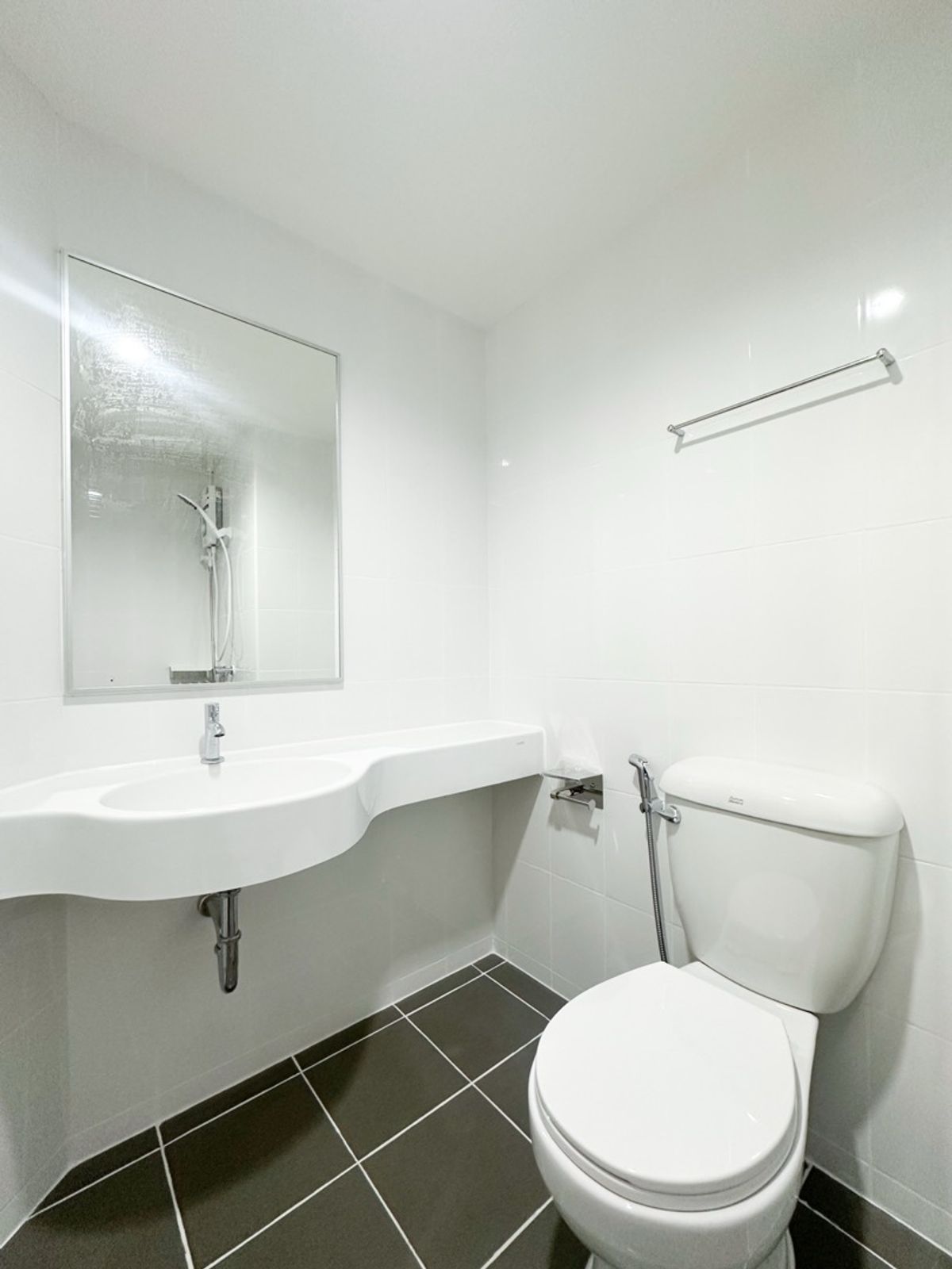 ขายคอนโดเกษตร นวมินทร์ ลาดปลาเค้า : 🤎ห้องแต่งสวย เฟอร์ครบ ฟรีโอน