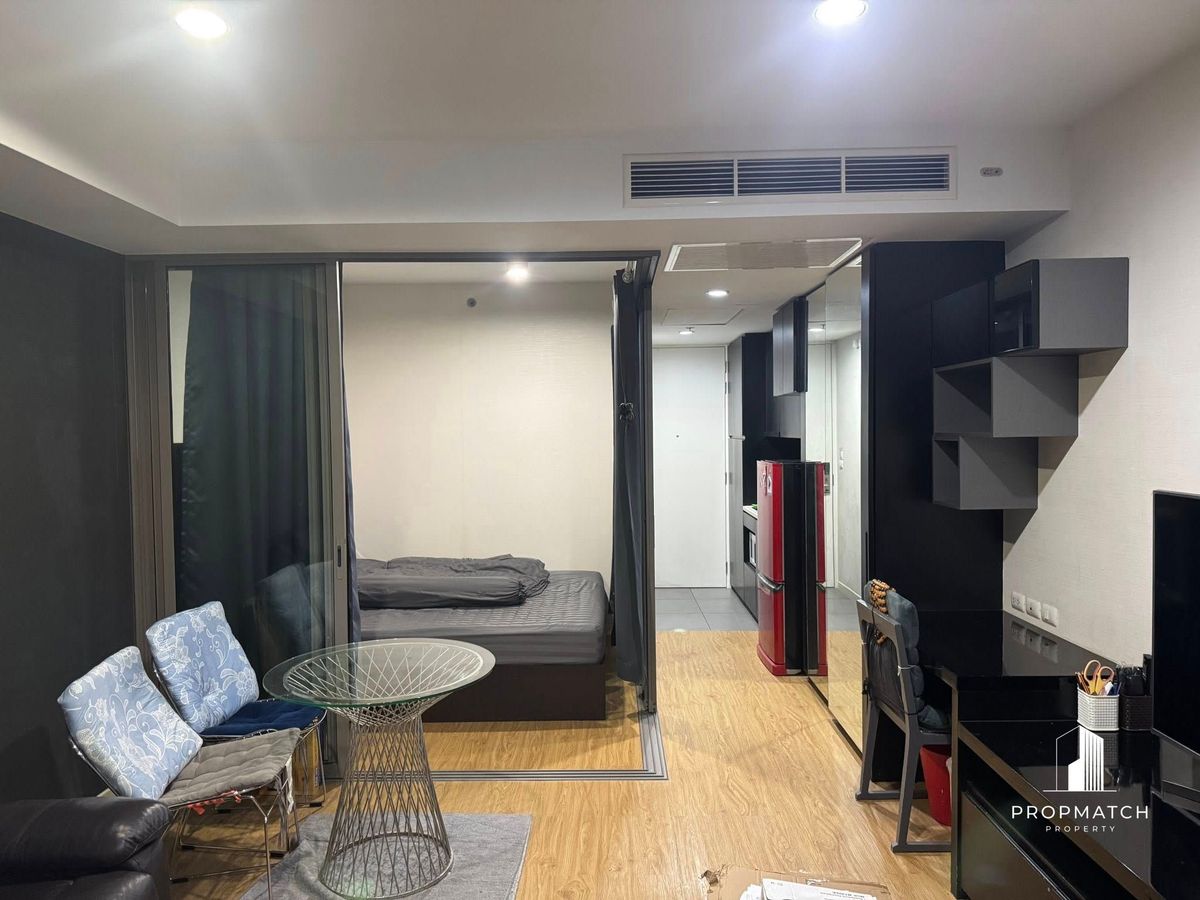 ขายคอนโดสีลม ศาลาแดง บางรัก : ✨Flash Deal ✨Siamese Surawong ( 2Bed 1Bath 46.3SQM.) พร้อมอยู่ ! เพียง 5,600,000 บาท Tel.0981315848 @propmatch