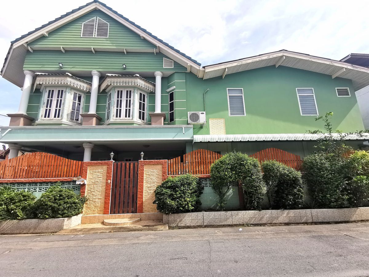 ขายบ้านปิ่นเกล้า จรัญสนิทวงศ์ : บ้านเดี่ยว “หลังมุม” บรรยากาศสงบ ทำเลพรีเมียม ย่านตลิ่งชัน ใกล้เมือง ใกล้รถไฟฟ้า