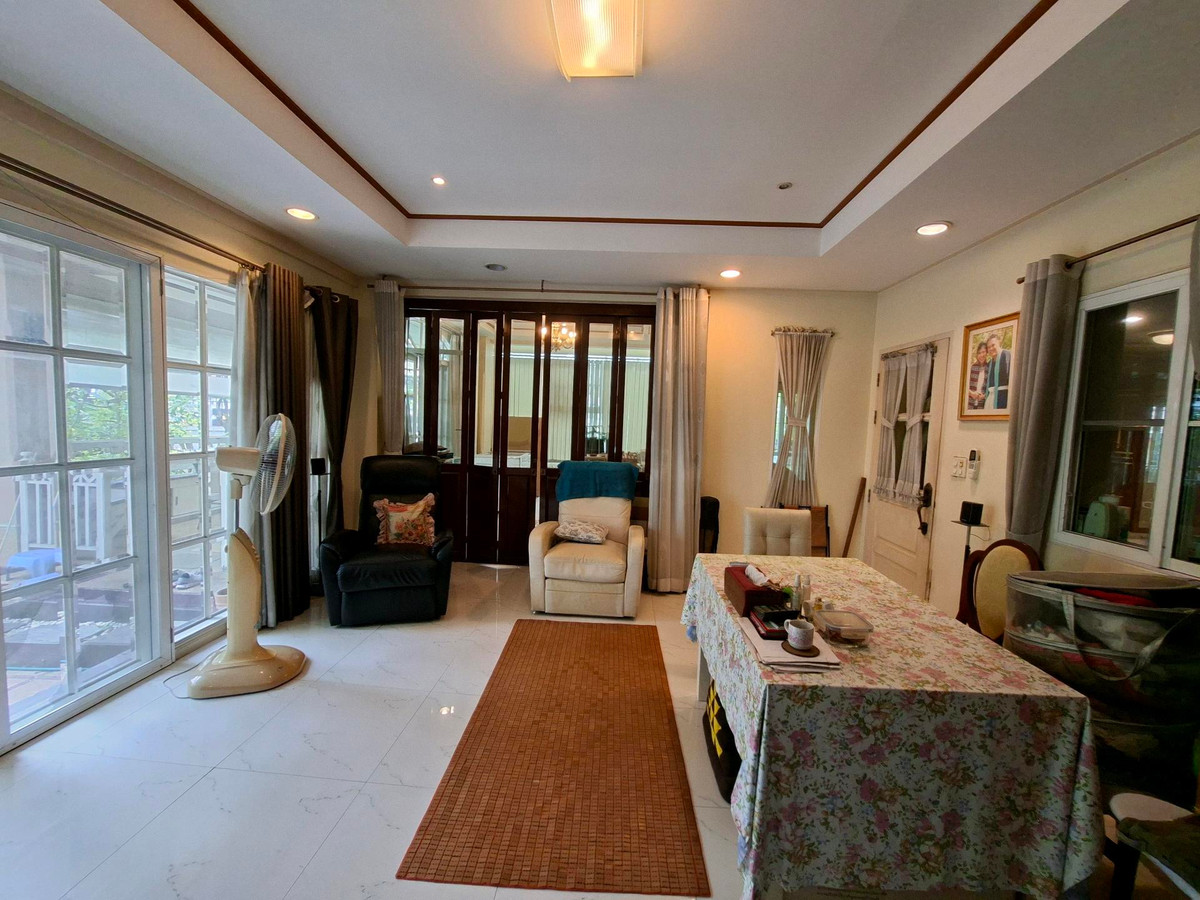 ขายบ้านลาดกระบัง สุวรรณภูมิ : ราคาดีที่สุด🔥บ้านเดี่ยว 133.5 ตร.วา✈️ ใกล้สุวรรณภูมิ 6 ห้องนอน 5 ห้องน้ำ🔥ถูกสุดในย่านนี้ สวยพร้อมอยู่ สนใจ 📞0994152664 , 0803696366