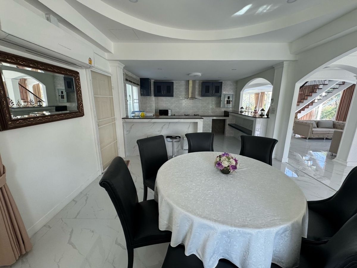 For SaleHousePak Chong KhaoYai : Khao Yai Villa, Phu Phatra, Khao Yai, the 7th Ozone weather in the world