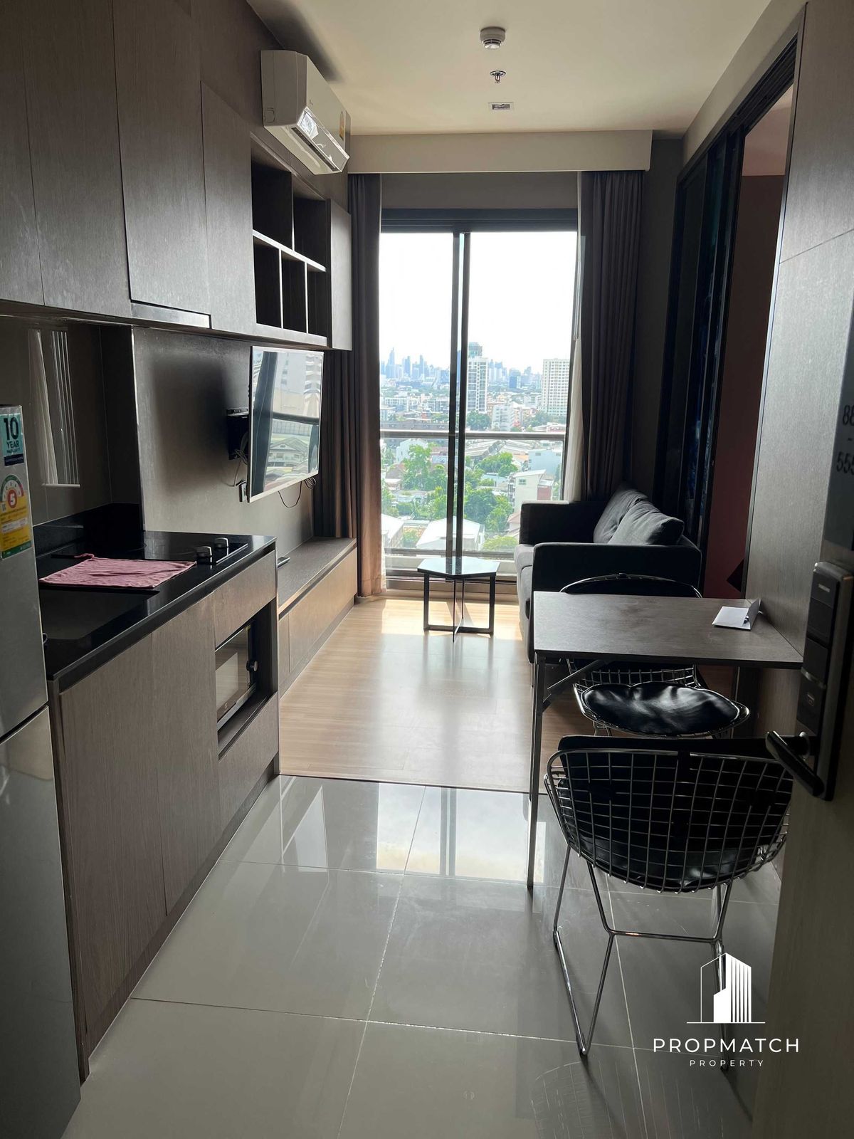 ขายคอนโดสะพานควาย จตุจักร : ✨Flash Deal ✨M Jatujak ( 1Bed 1Bath 32SQM.) พร้อมอยู่ ! เพียง 4,000,000 บาท Tel.0981315848 @propmatch