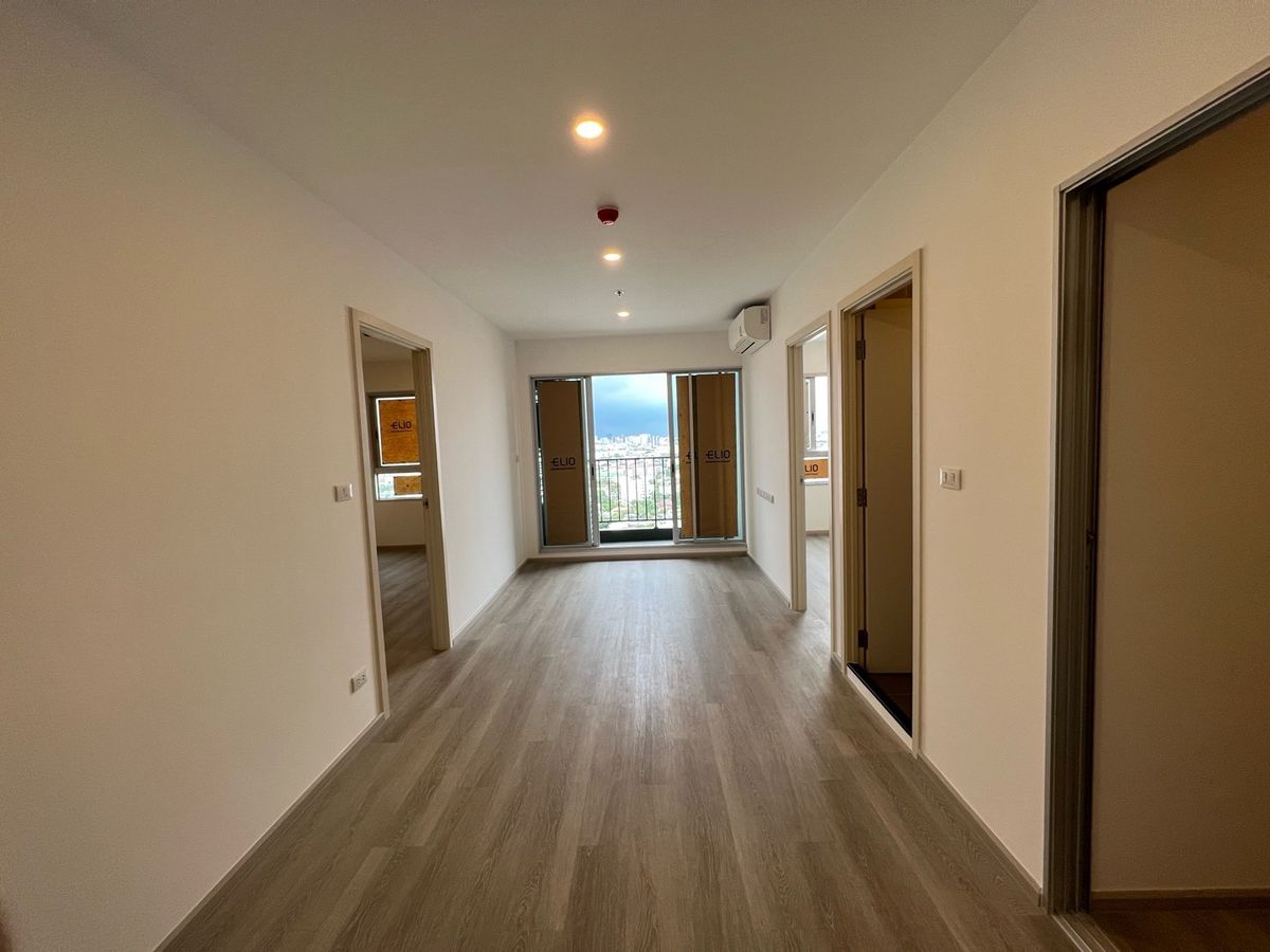 For SaleCondoThaphra, Talat Phlu, Wutthakat : 3.99 million baht, but get a large 62 square meter in the central area, full price, closed building, free term, transfer (0893924694: Am)
