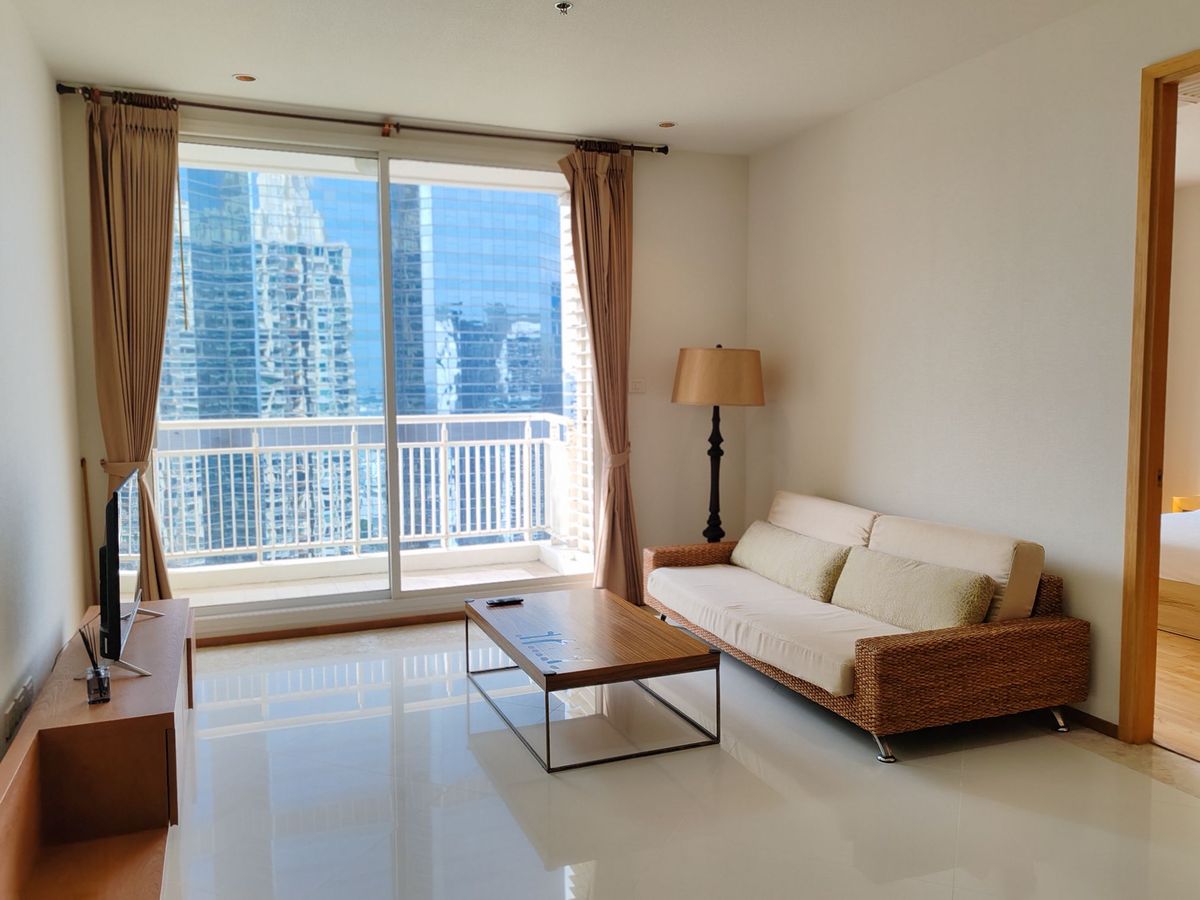 ให้เช่าคอนโดสาทร นราธิวาส : ให้เช่าคอนโด The Empire Place Sathorn Condo for rent 62 Sqm  ใกล้ BTS ช่องนนทรี
