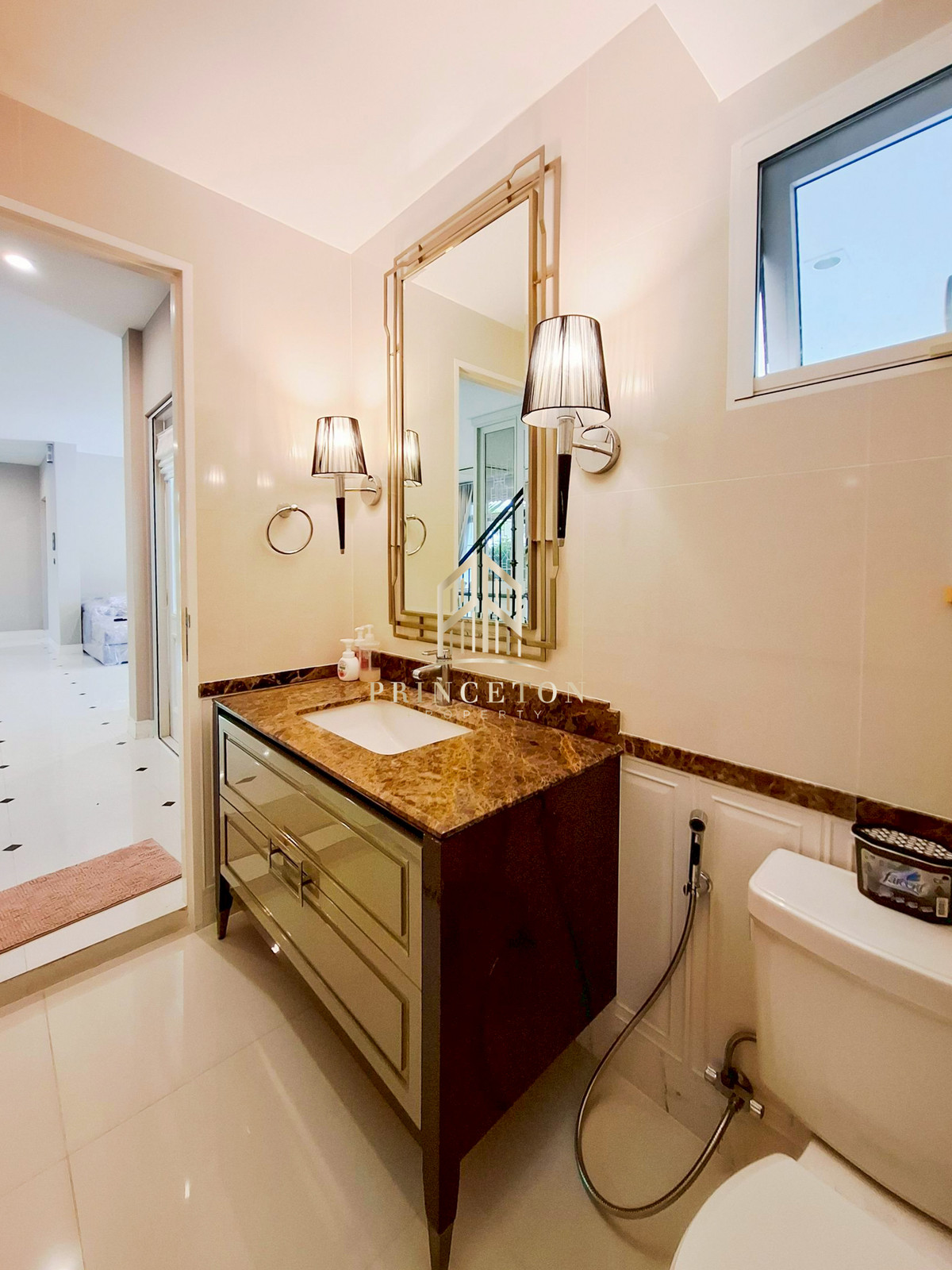 For RentHouseBangna, Bearing, Lasalle :  House for rent Nantawan Bangna Km. 7 near Mega Bangna 