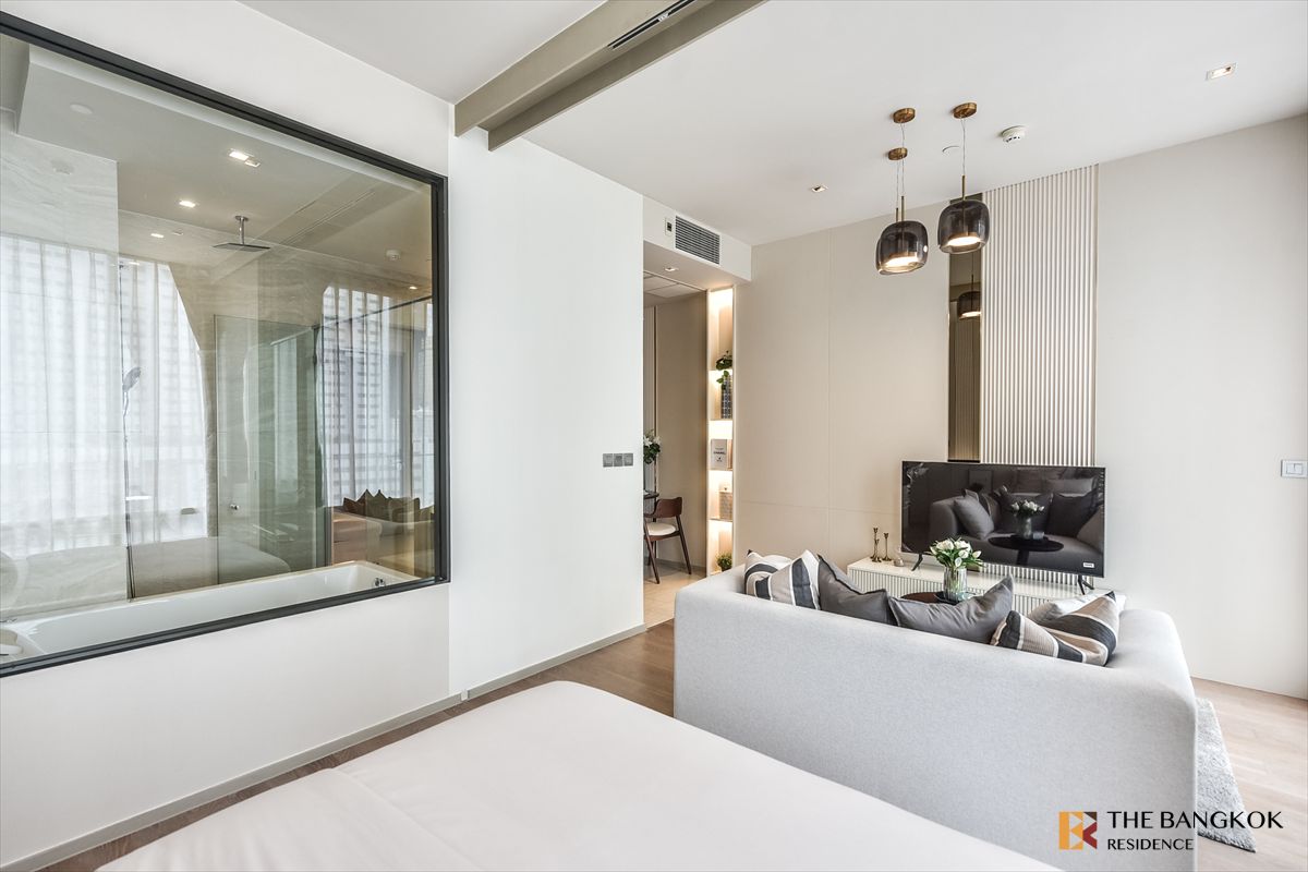 ขายคอนโดสีลม ศาลาแดง บางรัก : 🚨 ห้องเดียวเท่านั้น! เฟอร์ครบ  ราคาพิเศษ! แอชตัน สีลม ใกล้ BTS สถานีช่องนนทรี 