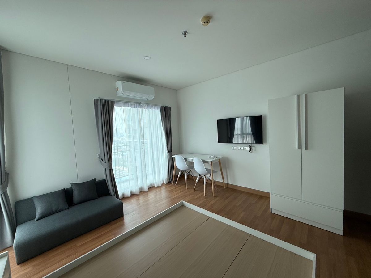 For RentCondoRama3 (Riverside),Satupadit : For rent 📍 Lumpini Place Rama 3 - Riverine 📍 Fully furnished and equipped with electrical appliances, near BTS Surasak