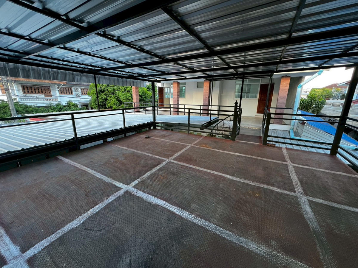 For RentHouseNonthaburi, Bang Yai, Bangbuathong : 5bedroom house, 91 sq.wa., near the BTS and Nonthaburi Government Center. Suitable for company registration.