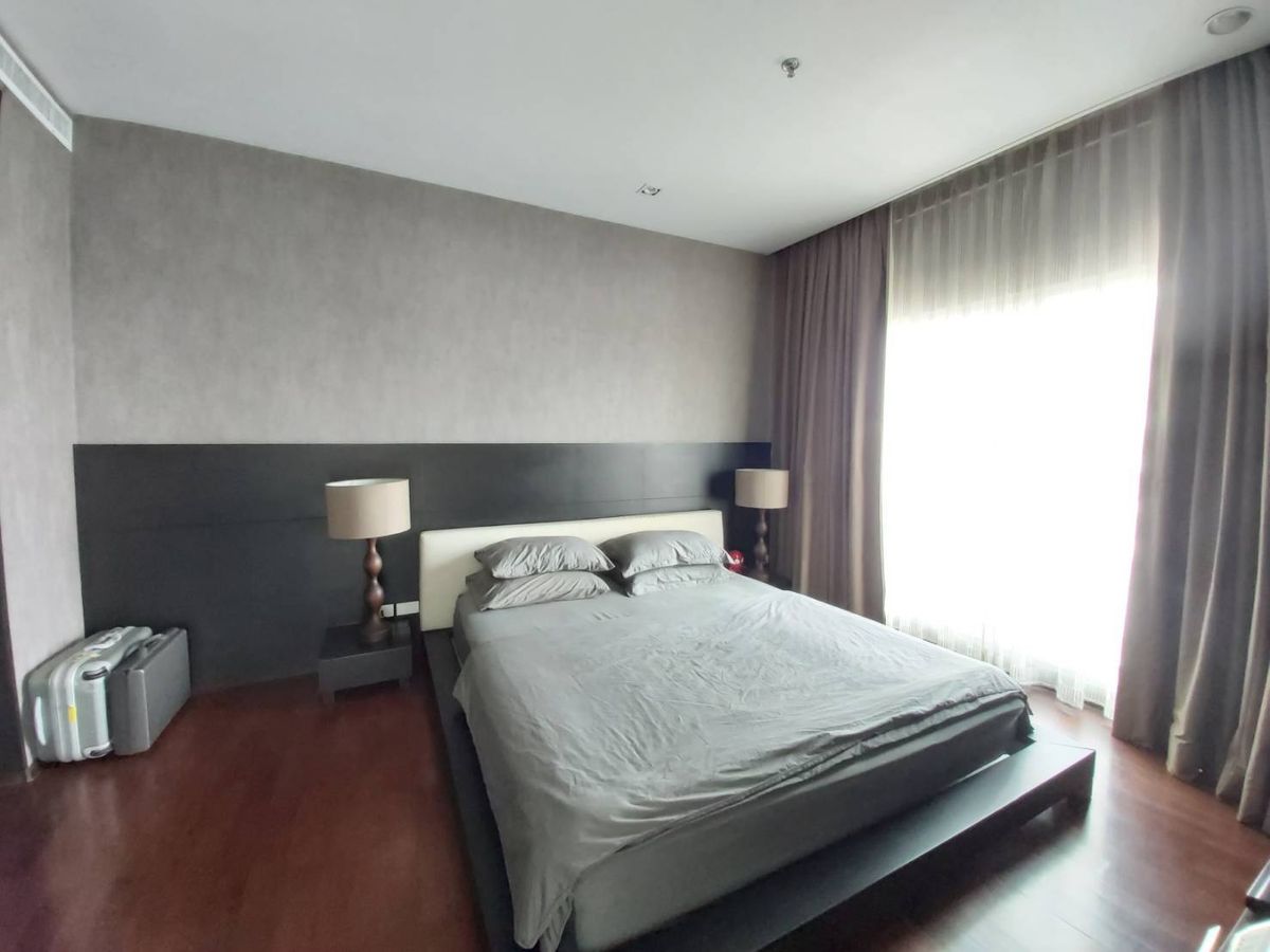 For SaleCondoSukhumvit, Asoke, Thonglor : ✨ Urgent sale !!  ✨ Noble Ora Thonglor Condo corner room in the heart of Thonglor 