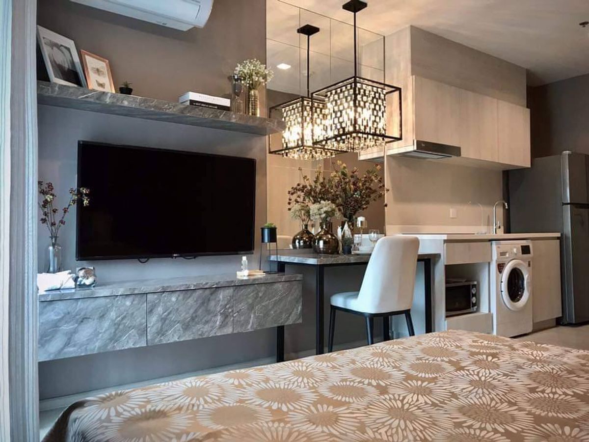 For RentCondoWitthayu, Chidlom, Langsuan, Ploenchit : Condo for Rent Life One Wireless