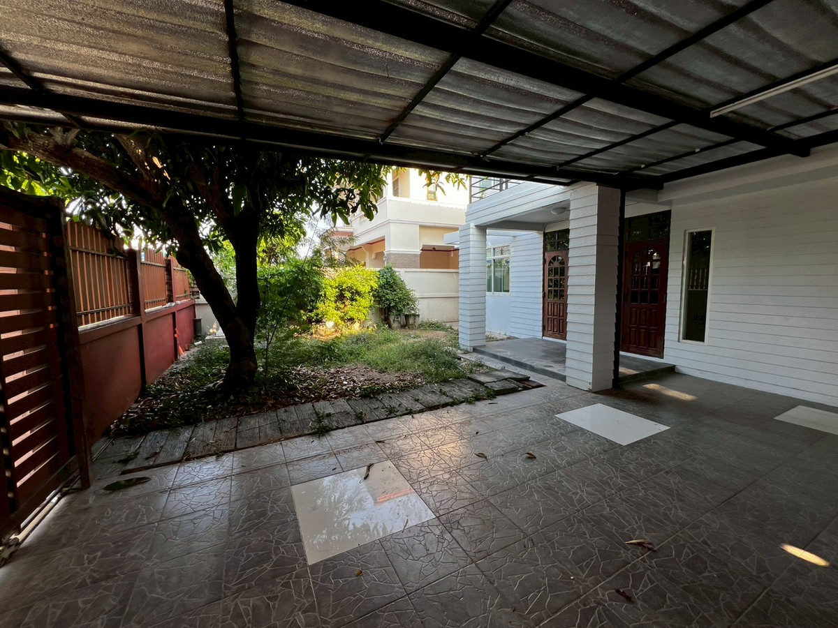 For RentHouseNonthaburi, Bang Yai, Bangbuathong : 5bedroom house, 91 sq.wa., near the BTS and Nonthaburi Government Center. Suitable for company registration.