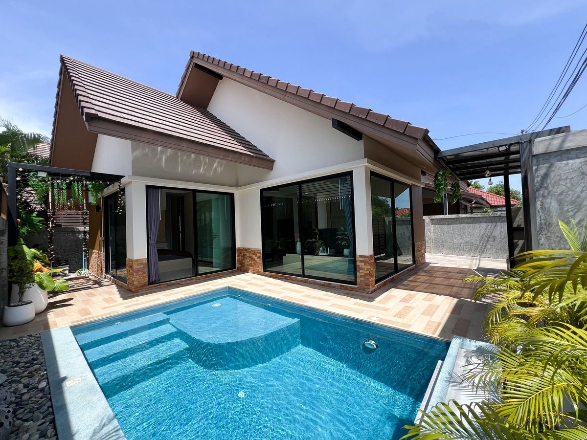 ให้เช่าบ้านพัทยา บางแสน ชลบุรี สัตหีบ : ให้เช่า บ้านเดี่ยว พร้อมสระว่ายน้ำส่วนตัว The Maple พัทยา ห้วยใหญ่