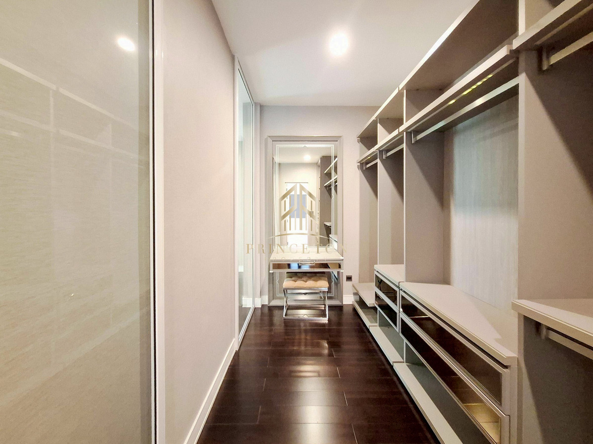 For RentHouseBangna, Bearing, Lasalle :  House for rent Nantawan Bangna Km. 7 near Mega Bangna 