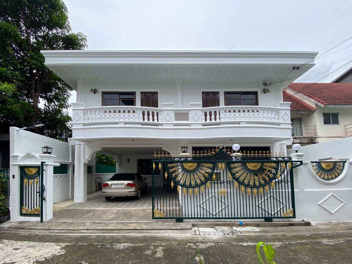 ให้เช่าบ้านลาดพร้าว เซ็นทรัลลาดพร้าว : H1349 ให้เช่าบ้านเดี่ยว ซ.วิภาวดี16 ซ.รัชดา19