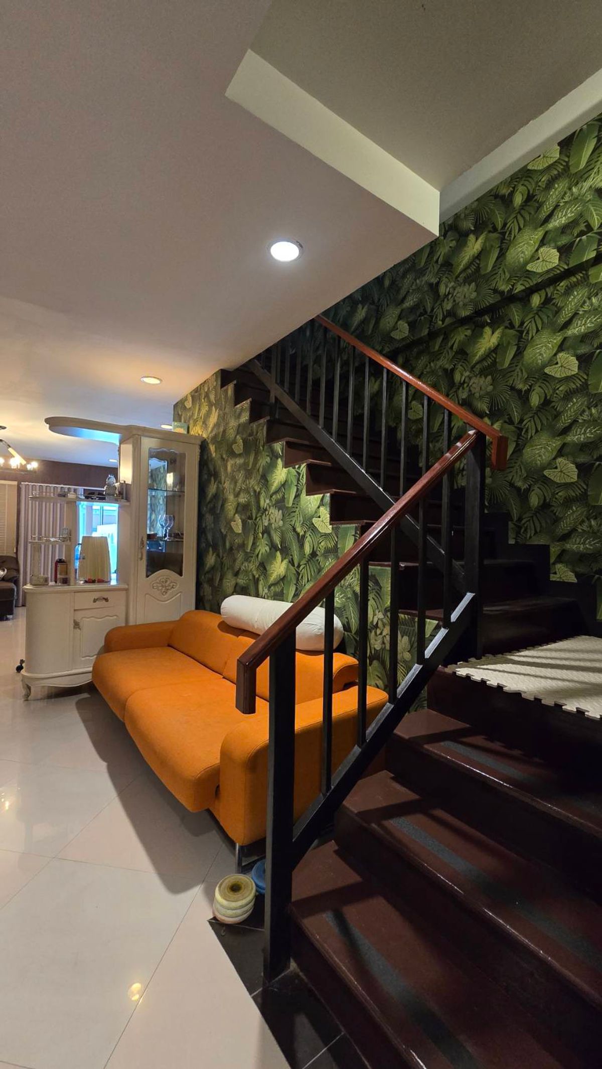 ขายทาวน์โฮมลาดกระบัง สุวรรณภูมิ : หมู่บ้านสิตานัน สุวรรณภูมิ ทาวน์โฮม 3 ชั้น หลังมุม  จำนวนชั้น 3 ชั้น  ขนาด 47.6 ตารางวา