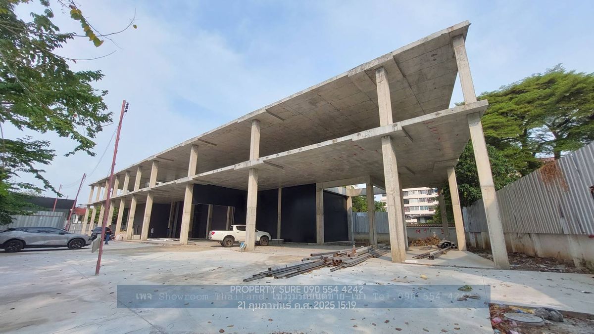ให้เช่าโชว์รูมเลียบทางด่วนรามอินทรา : Showroom For rent : ให้เช่าโชว์รูมรถยนต์ ติดถนนเลียบทางด่วนเอกมัย-รามอินทรา