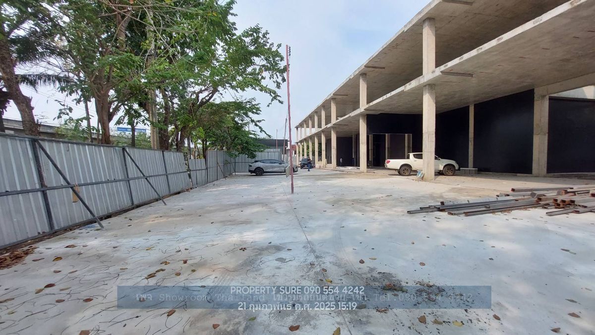 ให้เช่าโชว์รูมเลียบทางด่วนรามอินทรา : Showroom For rent : ให้เช่าโชว์รูมรถยนต์ ติดถนนเลียบทางด่วนเอกมัย-รามอินทรา