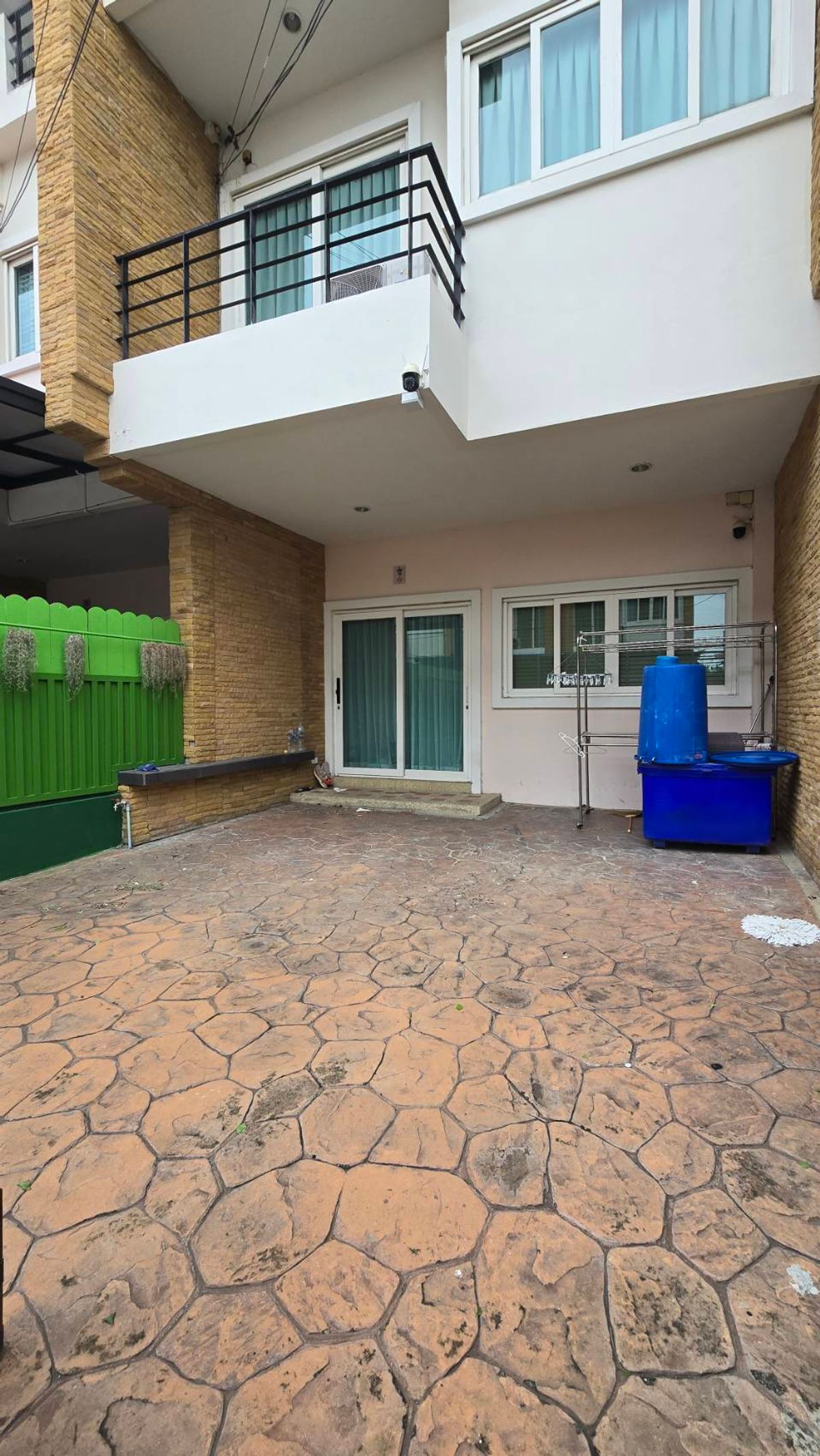 ขายทาวน์โฮมลาดกระบัง สุวรรณภูมิ : หมู่บ้านสิตานัน สุวรรณภูมิ ทาวน์โฮม 3 ชั้น หลังมุม  จำนวนชั้น 3 ชั้น  ขนาด 47.6 ตารางวา