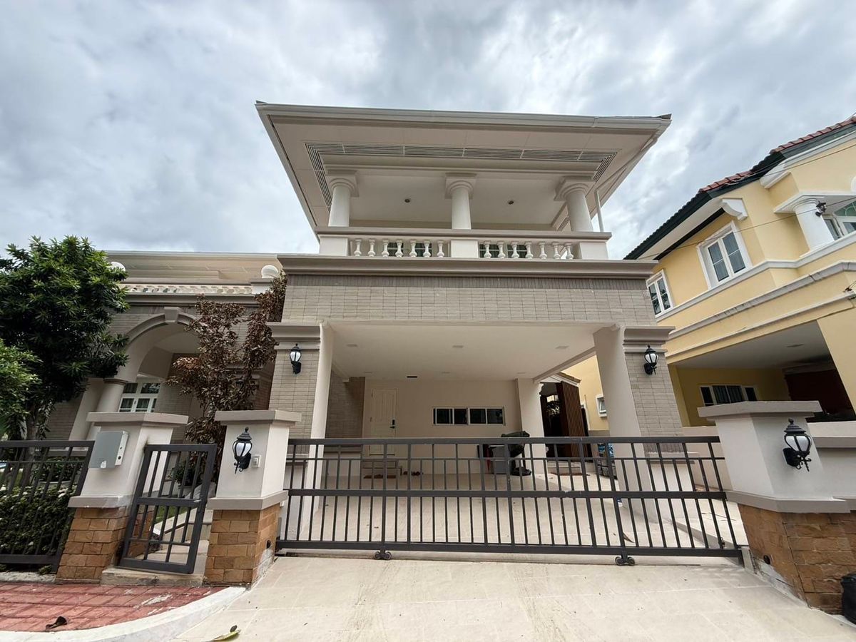 HouseOnnut, Udomsuk : Rent a large detached house, Nantawan Onnut, after the corner has a swimming pool.