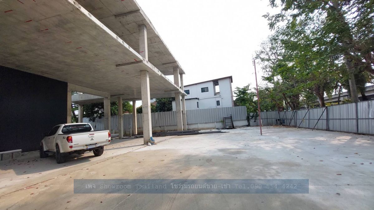 ให้เช่าโชว์รูมเลียบทางด่วนรามอินทรา : Showroom For rent : ให้เช่าโชว์รูมรถยนต์ ติดถนนเลียบทางด่วนเอกมัย-รามอินทรา