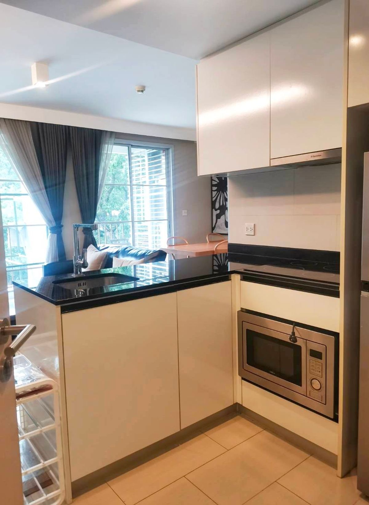 ให้เช่าคอนโดสุขุมวิท อโศก ทองหล่อ : ให้เช่าคอนโด Maestro 39 Sukhumvit 39  เลี้ยงสัตว์ได้ใกล้ BTS พร้อมพงษ์