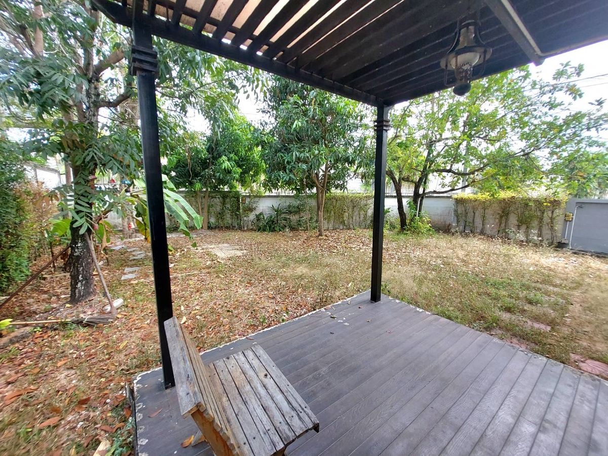 ขายบ้านศรีราชา แหลมฉบัง บ้านบึง : บ้านเดี่ยว ศรีราชา ทำเลดี สังคมคุณภาพ ขนาด66.2 ตรว หลังมุม ราคาต่ำกว่าตลาด 30%  ซื้ออยู่เองหรือปล่อยเช่าก็คุ้ม ใกล้เจพาร์ค