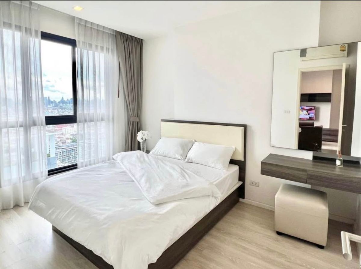 ให้เช่าคอนโดรัชดา ห้วยขวาง : Quinn Condo Ratchada 1 🌟 Size ใหญ่ คนของเยอะต้องถูกใจ 