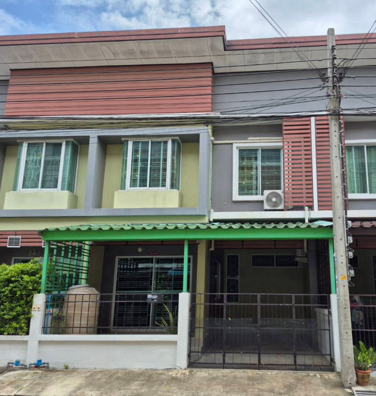 For RentTownhomeNonthaburi, Bang Yai, Bangbuathong : Rental of Bua Thong Thani, Park Ville 5, near Robinson Ratchaphruek, Chaiyapruek Road, Bang Bua Thong