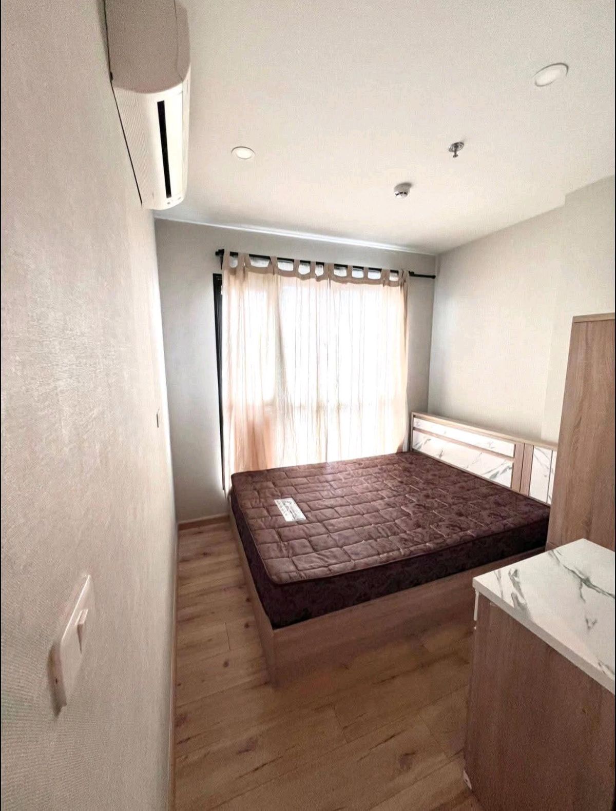 ให้เช่าคอนโดปิ่นเกล้า จรัญสนิทวงศ์ : ให้เช่า Brix condo ติด MRT สิรินธร