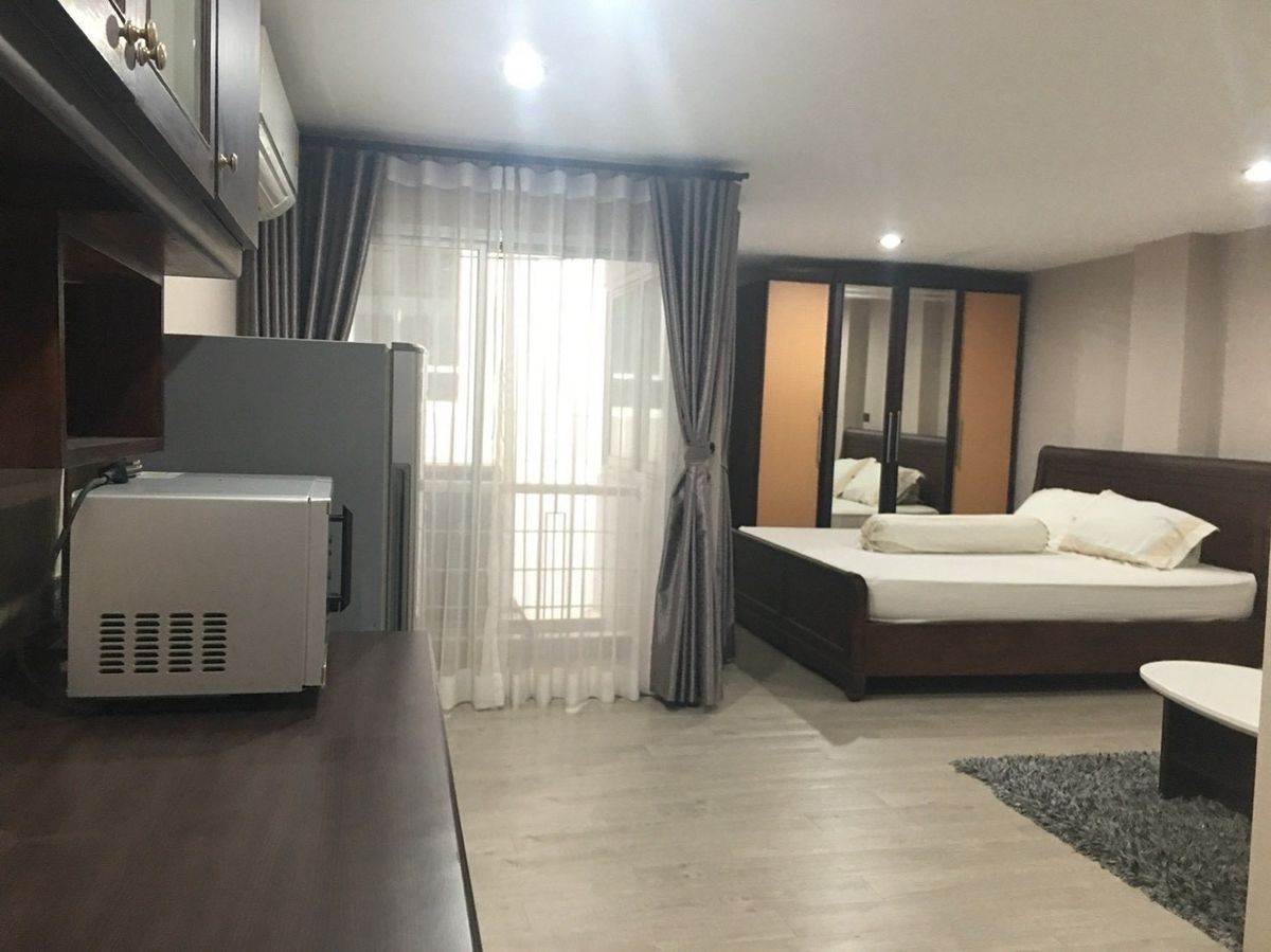 For RentCondoSukhumvit, Asoke, Thonglor : PRIME Suites Condominiam Condo Rental, Sukhumvit 18 1BED, very good price