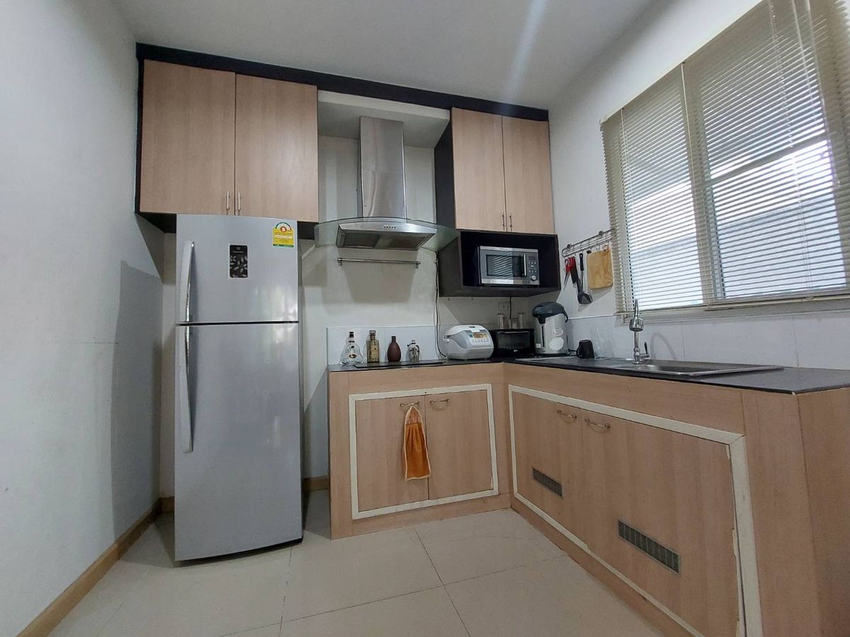 ขายบ้านศรีราชา แหลมฉบัง บ้านบึง : บ้านเดี่ยว ศรีราชา ทำเลดี สังคมคุณภาพ ขนาด66.2 ตรว หลังมุม ราคาต่ำกว่าตลาด 30%  ซื้ออยู่เองหรือปล่อยเช่าก็คุ้ม ใกล้เจพาร์ค