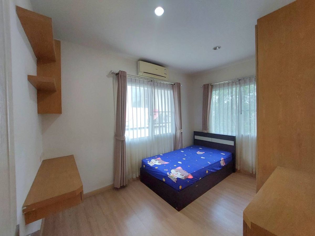 ขายบ้านศรีราชา แหลมฉบัง บ้านบึง : บ้านเดี่ยว ศรีราชา ทำเลดี สังคมคุณภาพ ขนาด66.2 ตรว หลังมุม ราคาต่ำกว่าตลาด 30%  ซื้ออยู่เองหรือปล่อยเช่าก็คุ้ม ใกล้เจพาร์ค