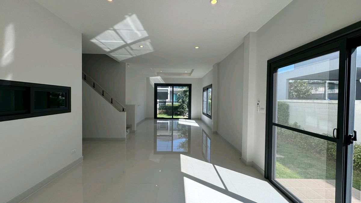 ขายบ้านภูเก็ต : บ้านใหม่สำหรับการขายในกลางภูเก็ต