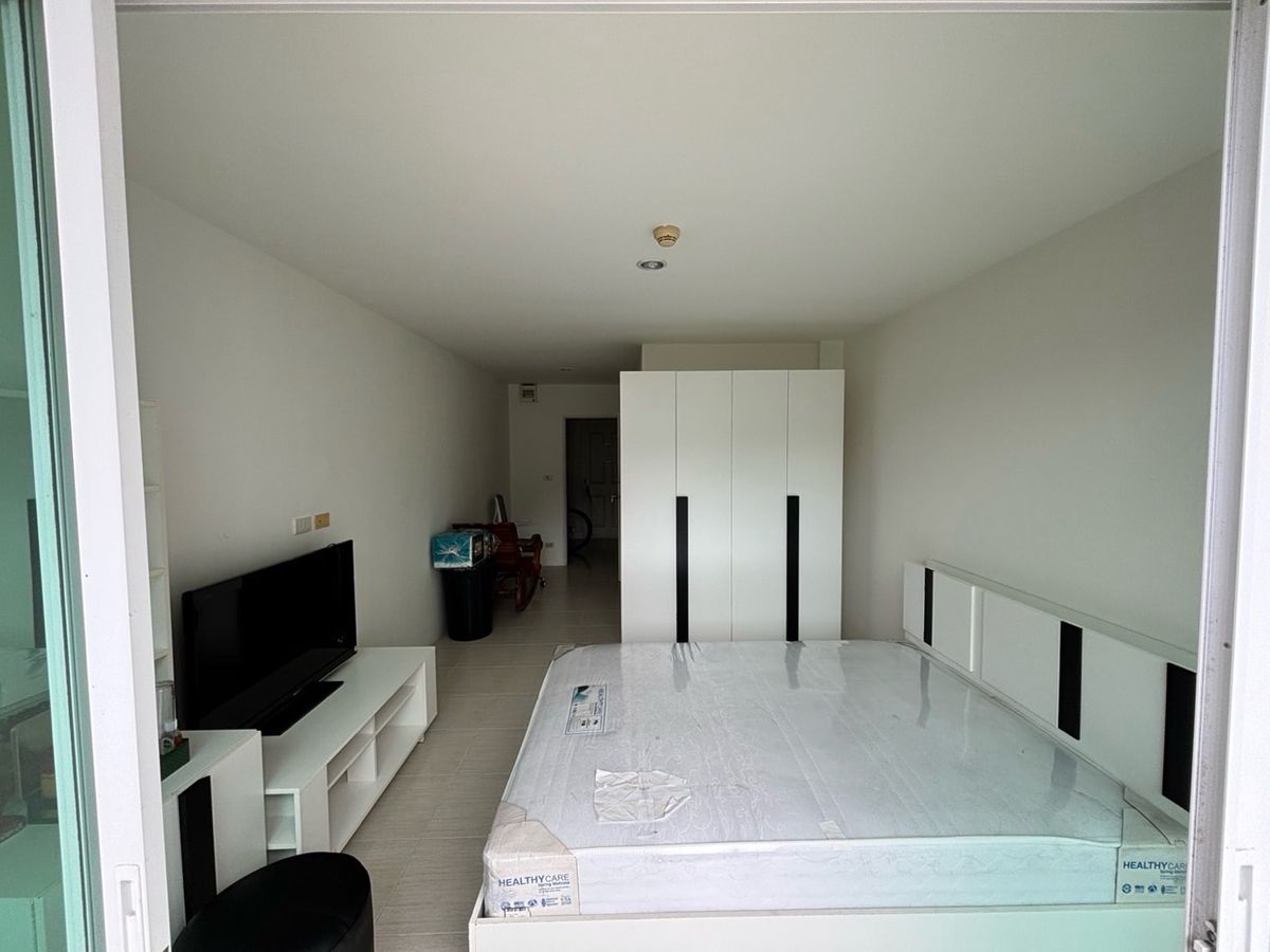For SaleCondoPattaya, Bangsaen, Chonburi : Sale!! AD Bang Saray Lake and Resort condo, Chonburi Rady to move with furniture