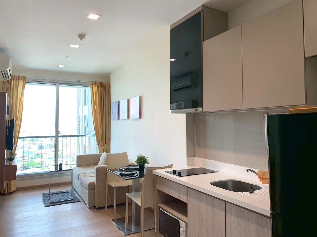 For SaleCondoSathorn, Narathiwat : Sale 1 Bedroom 23rd floor Rhythm Sathorn, City view, close to BTS Taksin
