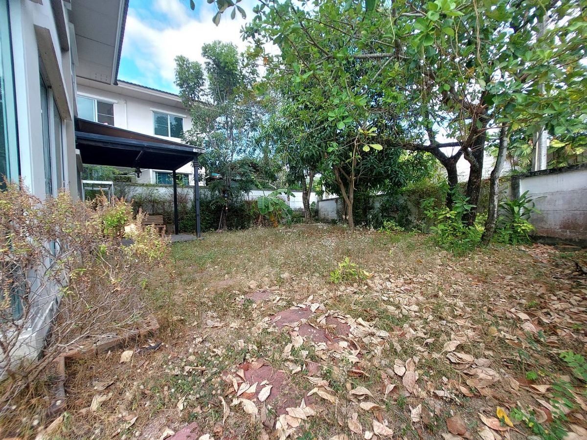 ขายบ้านศรีราชา แหลมฉบัง บ้านบึง : บ้านเดี่ยว ศรีราชา ทำเลดี สังคมคุณภาพ ขนาด66.2 ตรว หลังมุม ราคาต่ำกว่าตลาด 30%  ซื้ออยู่เองหรือปล่อยเช่าก็คุ้ม ใกล้เจพาร์ค