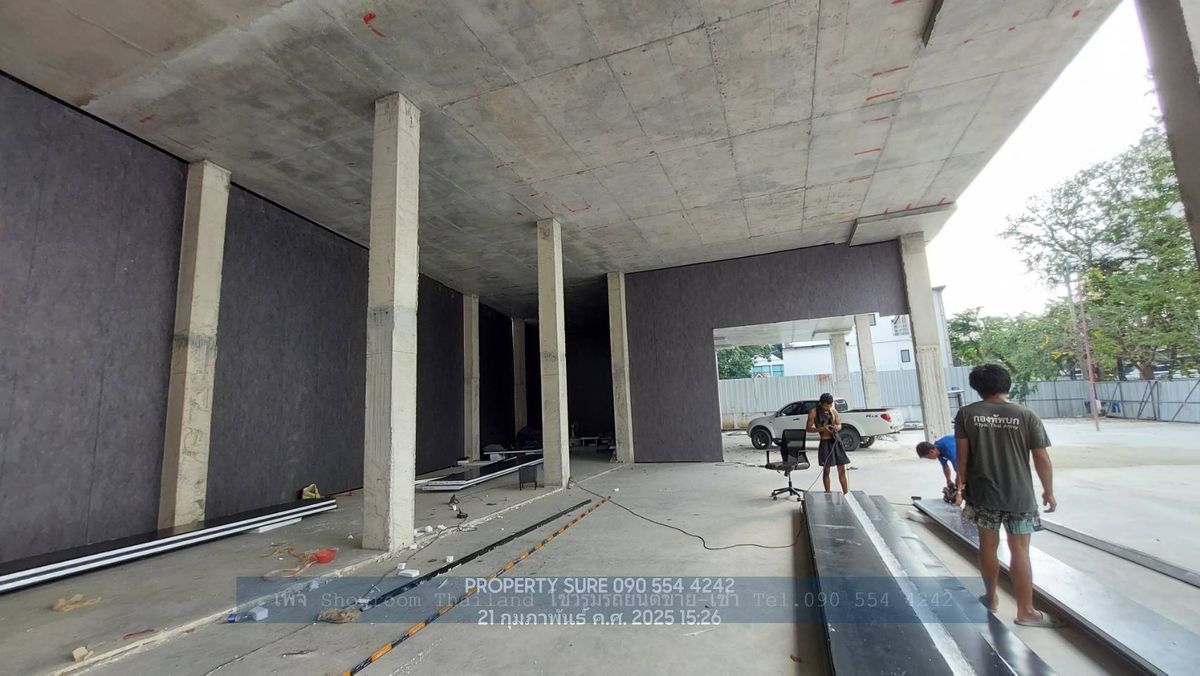 ให้เช่าโชว์รูมเลียบทางด่วนรามอินทรา : Showroom For rent : ให้เช่าโชว์รูมรถยนต์ ติดถนนเลียบทางด่วนเอกมัย-รามอินทรา