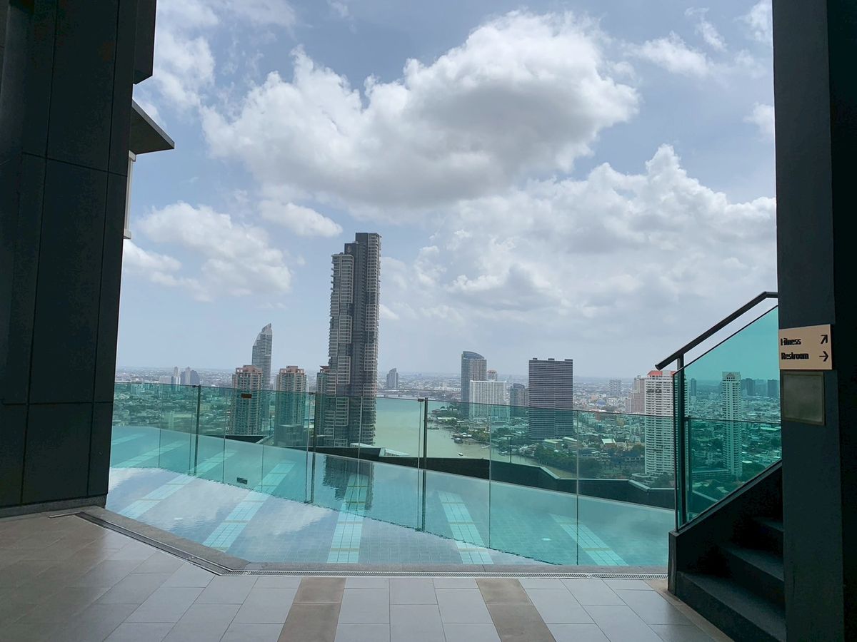 For SaleCondoSathorn, Narathiwat : Sale 1 Bedroom 23rd floor Rhythm Sathorn, City view, close to BTS Taksin