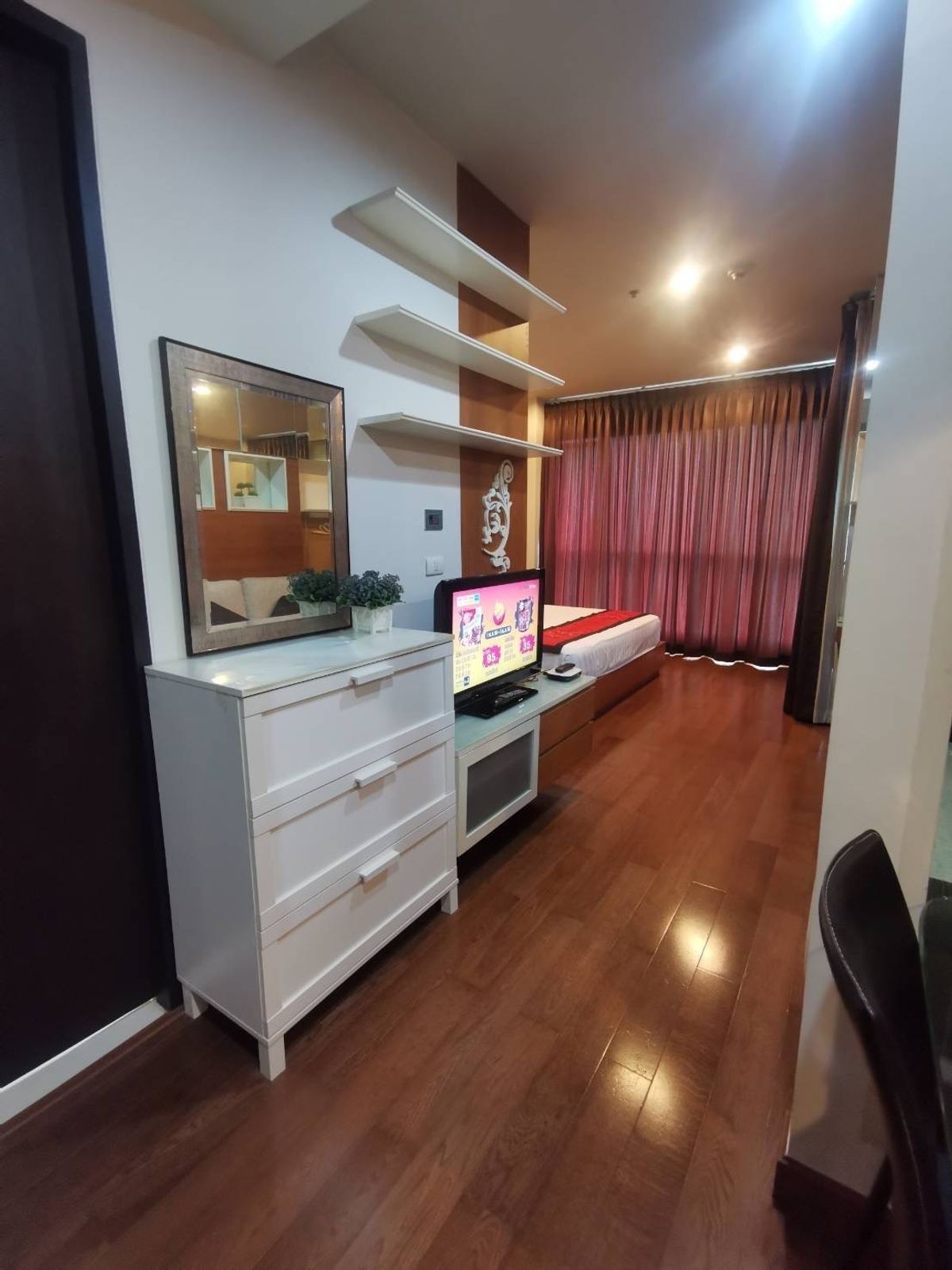 ขายคอนโดวิทยุ ชิดลม หลังสวน : 📌ขายด่วน!!! คอนโด The Address Chidlom 1 ห้องนอน 1 ห้องน้ำ 39 ตร.ม. ราคา 5.45 ลบ. ห้องสวย วิวดี ชั้นสูง ขายราคาต่ำกว่าตลาด! ใจกลางชิดลม ทำเลสุดคุ้ม Call : 088-753-2858 ปราย