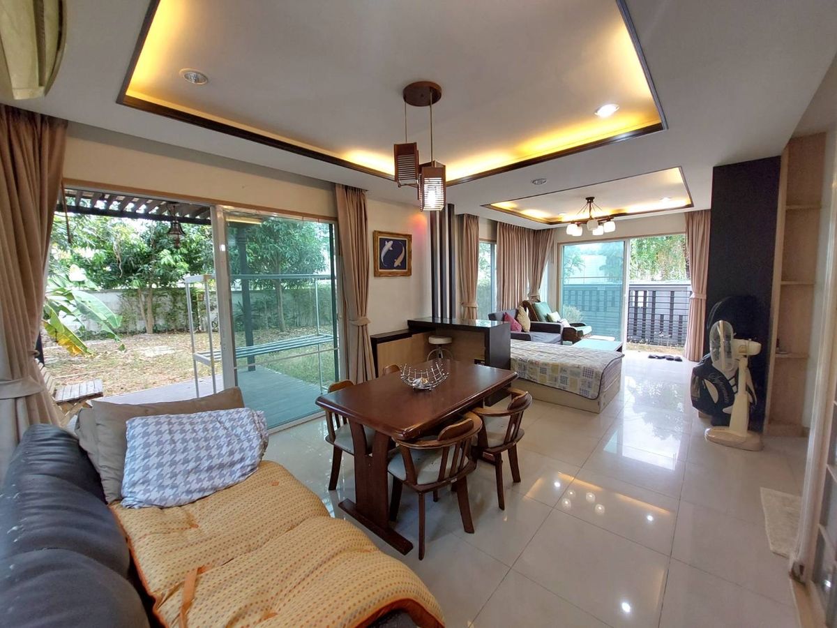 ขายบ้านศรีราชา แหลมฉบัง บ้านบึง : บ้านเดี่ยว ศรีราชา ทำเลดี สังคมคุณภาพ ขนาด66.2 ตรว หลังมุม ราคาต่ำกว่าตลาด 30%  ซื้ออยู่เองหรือปล่อยเช่าก็คุ้ม ใกล้เจพาร์ค