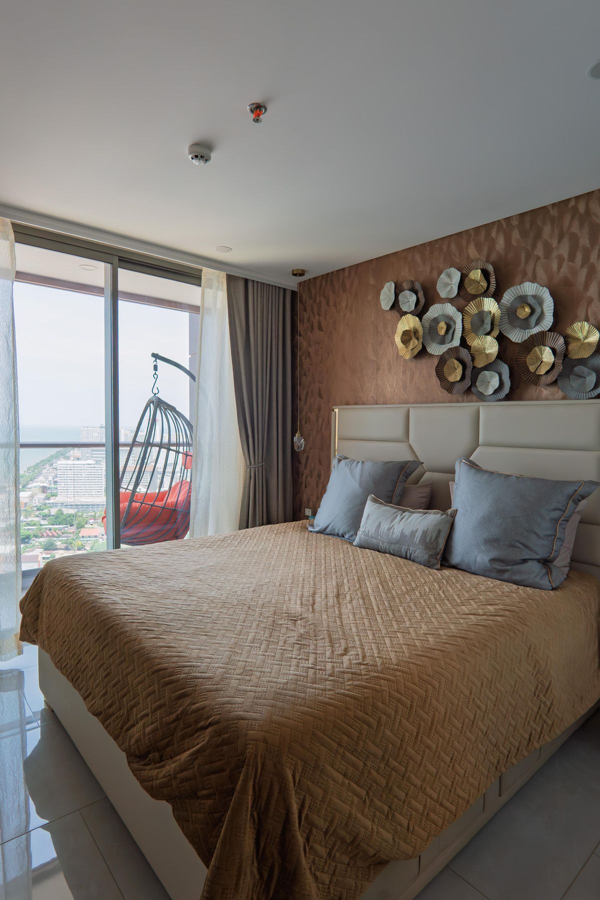 ขายคอนโดพัทยา บางแสน ชลบุรี สัตหีบ : COPACABANA BEACH ชื่อต่างชาติเพียง 5.5 ล้านห้องใหญ่ 1 นอน 35 ตร.ม.