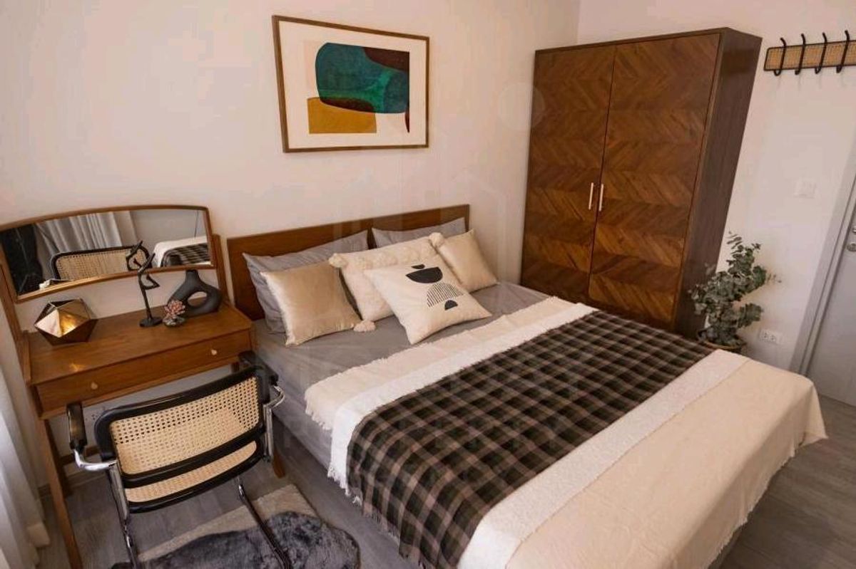 ขายคอนโดสุขุมวิท อโศก ทองหล่อ : Condo for sale, Life One Wireless BTS-Ploenchit