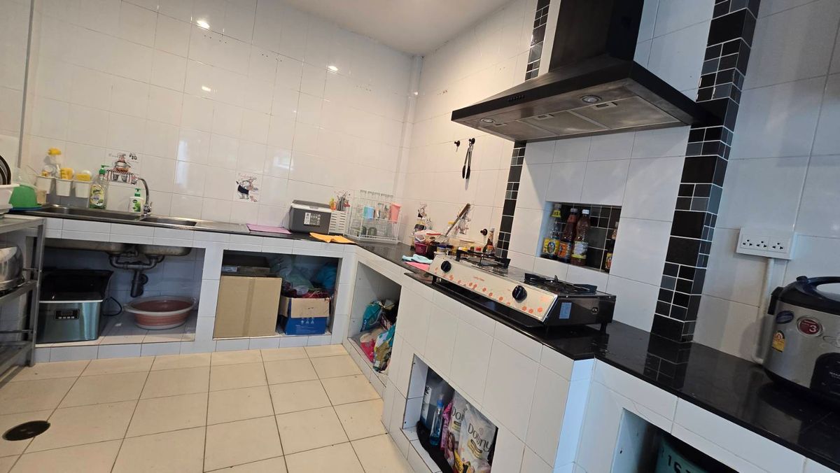 ขายทาวน์โฮมลาดกระบัง สุวรรณภูมิ : หมู่บ้านสิตานัน สุวรรณภูมิ ทาวน์โฮม 3 ชั้น หลังมุม  จำนวนชั้น 3 ชั้น  ขนาด 47.6 ตารางวา