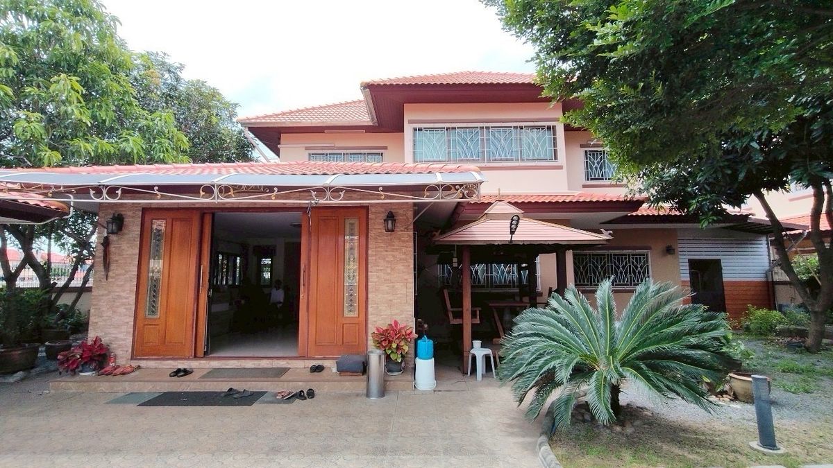 For SaleHouseBang kae, Phetkasem : For Sale – 2-Storey Corner Detached House in Chuen Suk 2 Village, Phetkasem 63 / Kanchanaphisek 