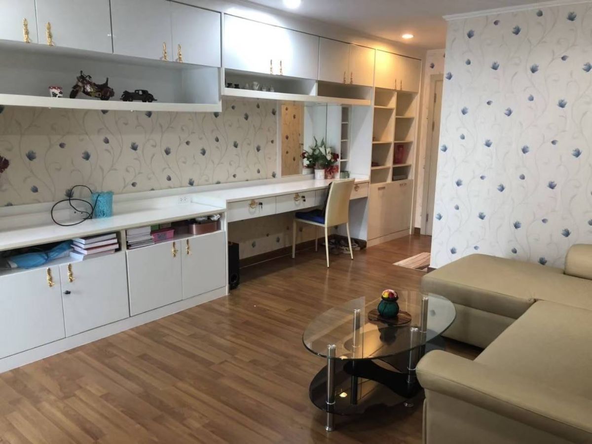 ให้เช่าคอนโดพระราม 5 ราชพฤกษ์ บางกรวย : ให้เช่า คอนโด Regent home 25 (รีเจนท์ โฮม 25) ติวานนท์, ตึก C ชั้น 8 วิวโล่ง ขนาด 62 ตรม. ค่าเช่า 12,000 บาท