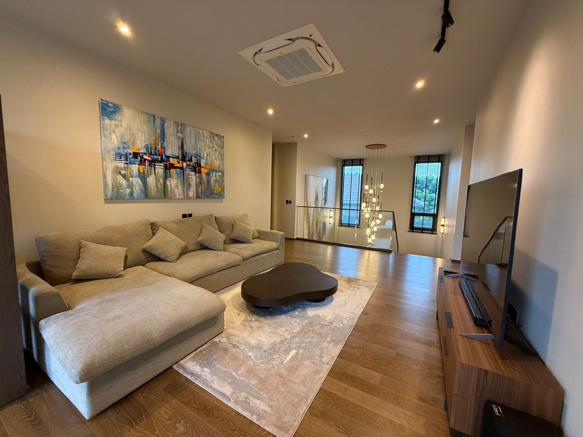 ให้เช่าบ้านพัฒนาการ ศรีนครินทร์ : 🏡 ให้เช่าบ้านเดี่ยวหรู Siraninn Residences พัฒนาการ 32