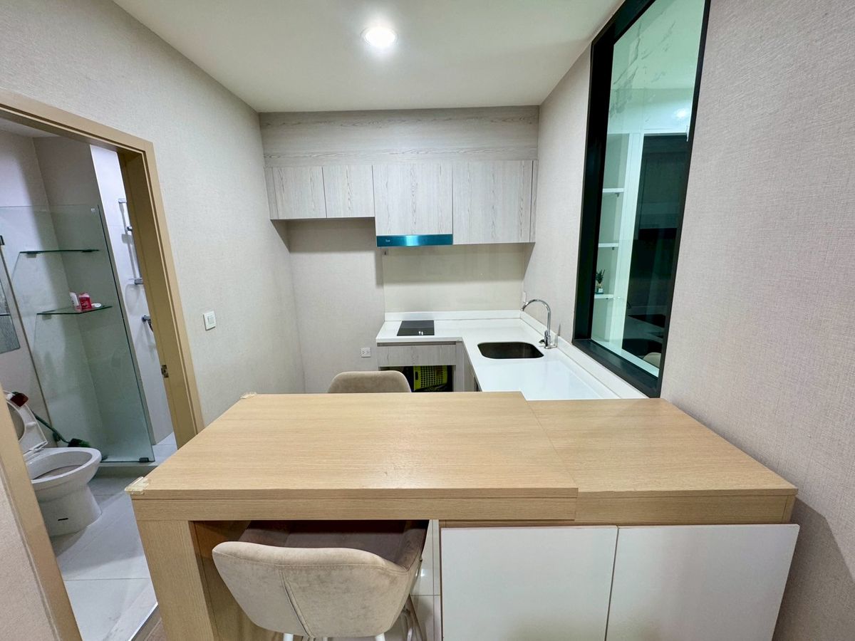 ขายคอนโดปิ่นเกล้า จรัญสนิทวงศ์ : ด่วนหลุดจอง! ห้องสวย ขายถูกสุด คอนโดไลฟ์ปิ่นเกล้า Life Pinklao 1ห้องนอน 35.08 ตร.ม. ชั้น5 วิวสวนสีเขียว ไม่เคยปล่อยเช่า แถมเฟอร์นิเจอร์ และเครื่องใช้ไฟฟ้า  ขายถูกสุดในโครงการ